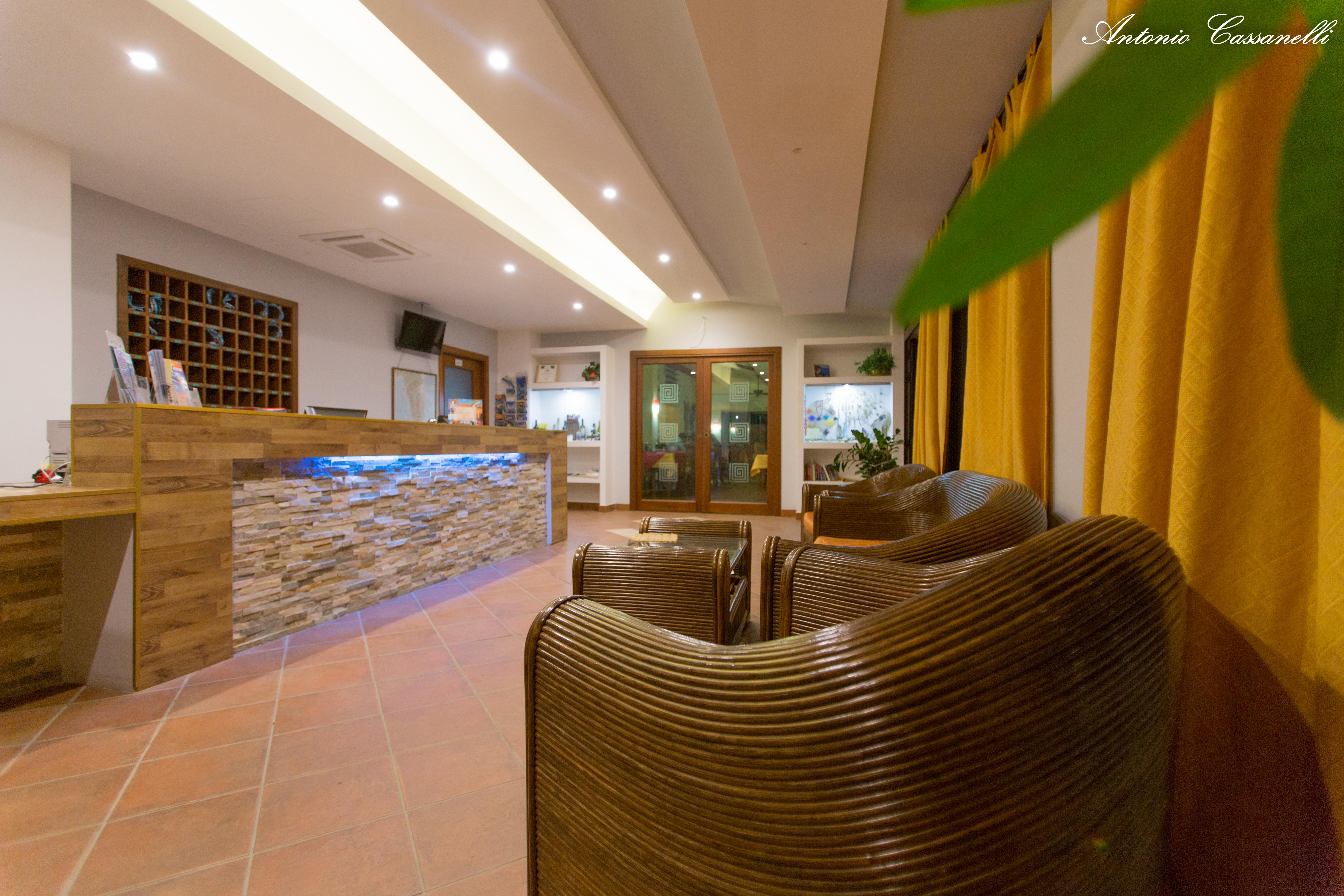 Residence Hotel La Taverna Capo Vaticano Exterior foto